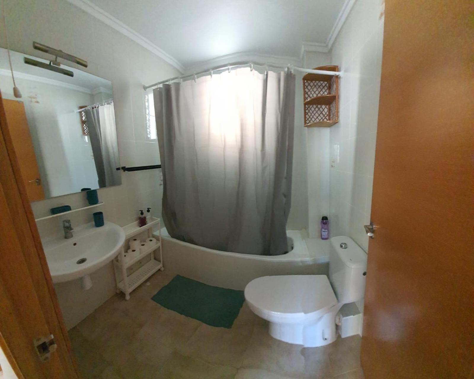 Habitacion Matrimonio Tranquila En Vivienda Compartida Valencia Exteriör bild